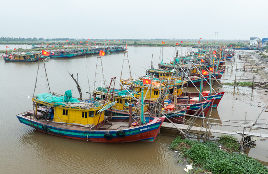 Công điện của UBND tỉnh về việc tiếp tục tập trung triển khai ứng phó khẩn cấp với bão số 3 
