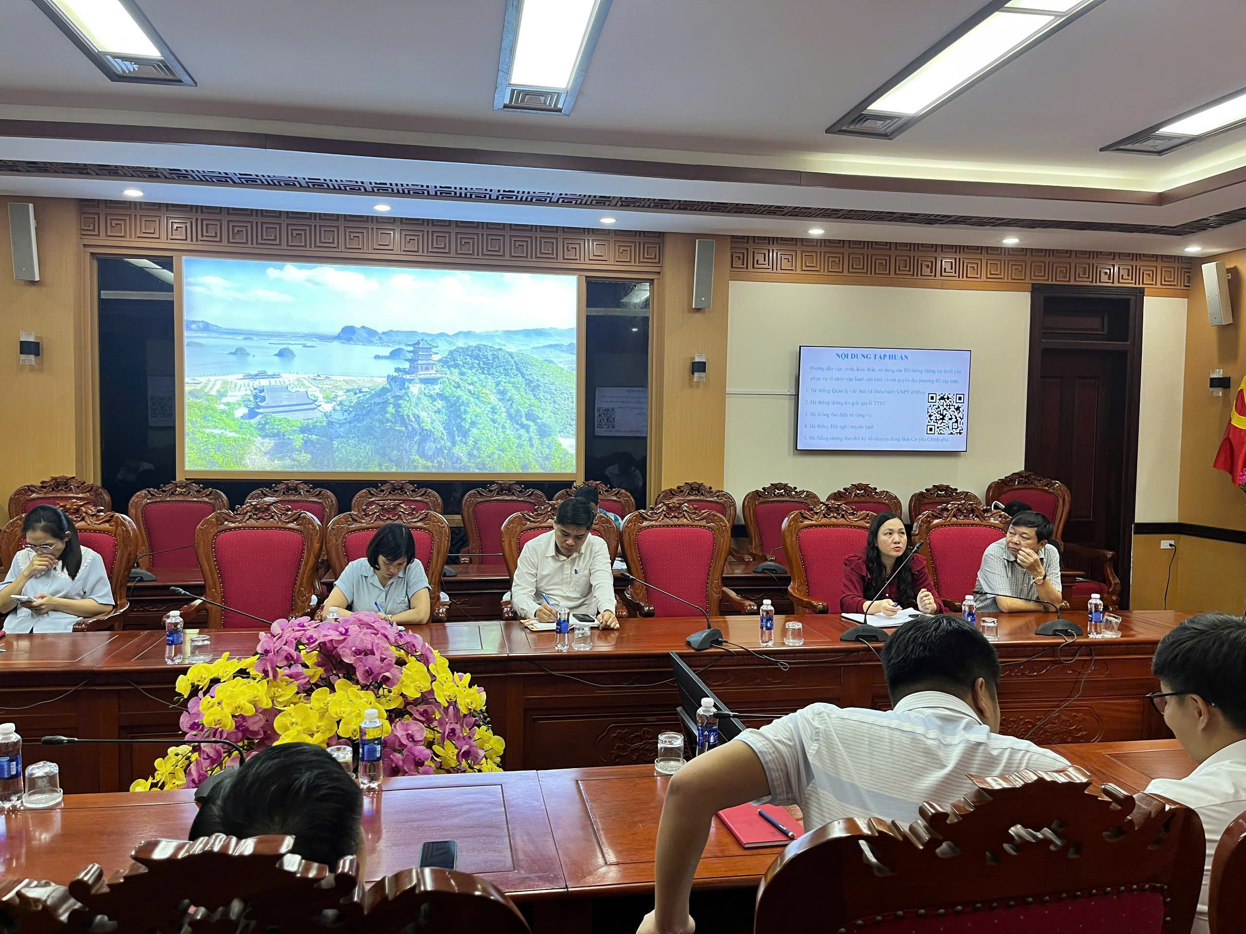 Hội nghị tập huấn, hướng dẫn sử dụng các hệ thống thông tin thiết yếu phục vụ vận hành mô hình chính quyền địa phương 02 cấp